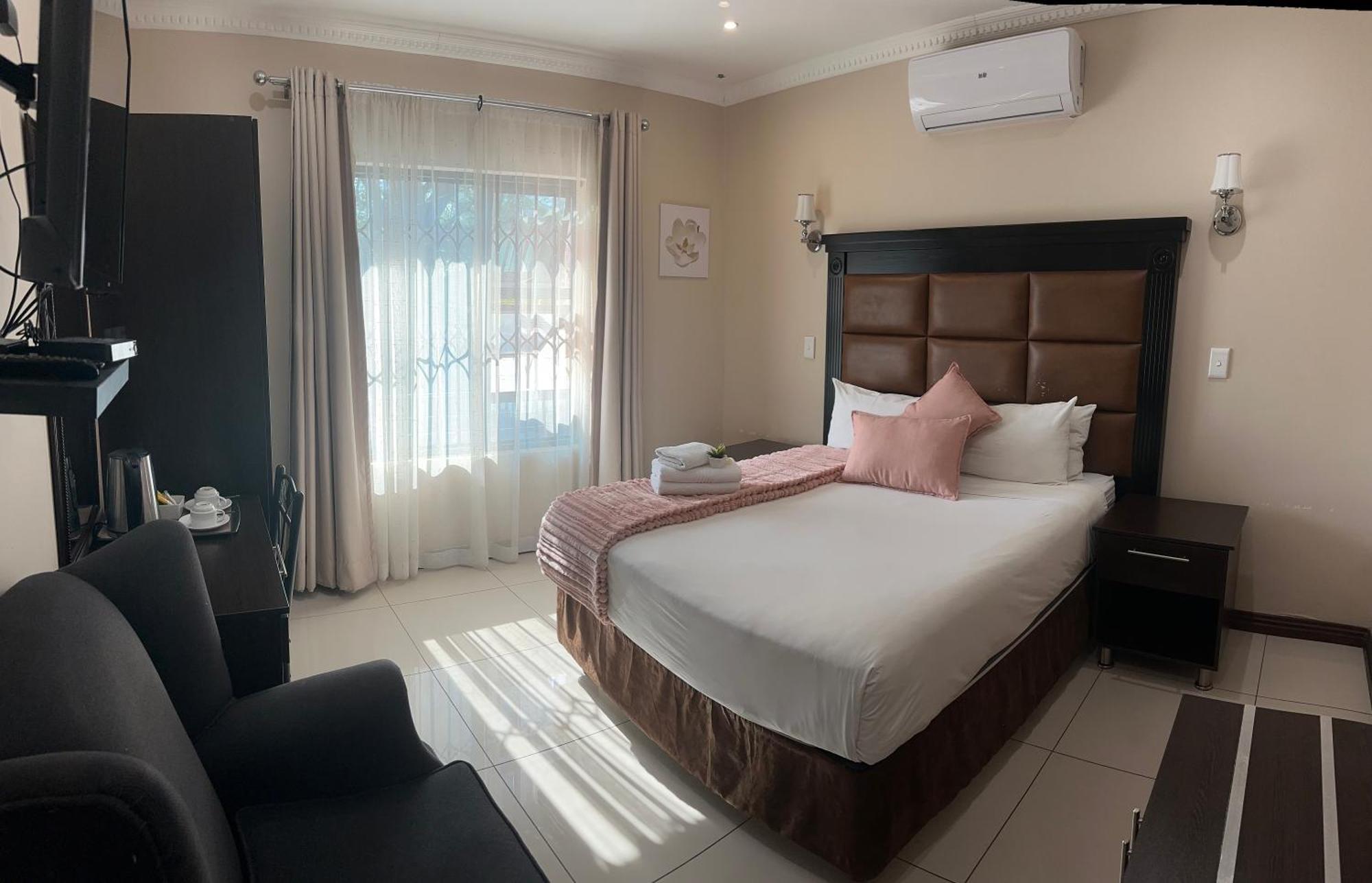 Aqua Stone Guest House Mbombela Exteriér fotografie